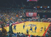 开云体育入口-世界排名争夺战之夜，爱德华兹全场最佳无争议