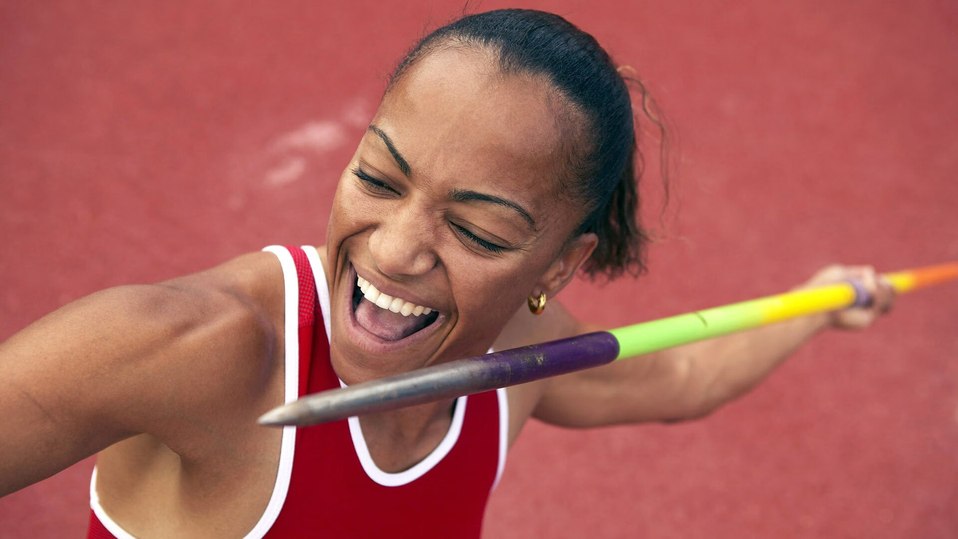 亚洲之光闪耀赛场，布雷默连续得分拉开差距，卡塔尔连续得分压制喀麦隆